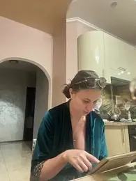 Flossy_Vettie की स्ट्रीम इमेज