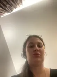 Flossy_Vettie की स्ट्रीम इमेज