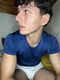 crazyboyy3 की stripchat स्ट्रीम तस्वीर