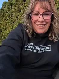 Canadian_BBW की स्ट्रीम इमेज